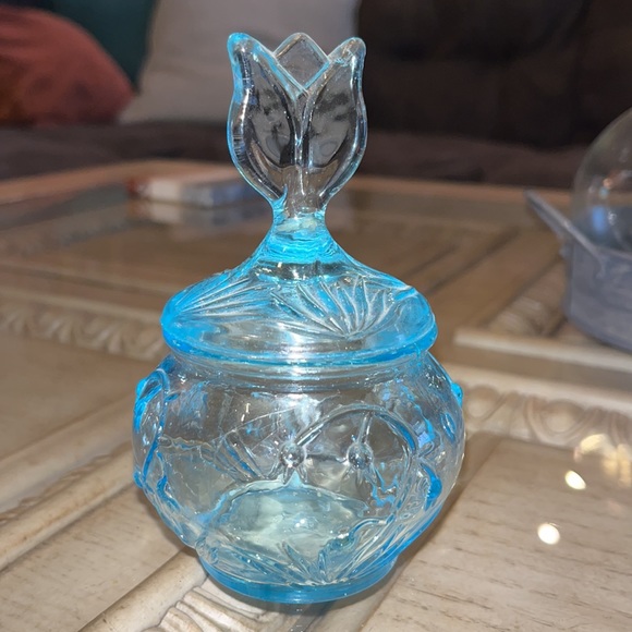 Vintage light blue decorative glass dish - Picture 2 of 6